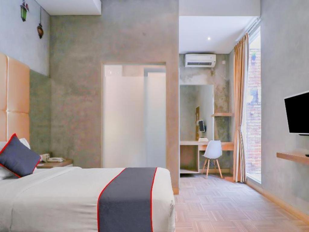 Collection O 31 The Batik Bed And Coffee Bandung Hotell Eksteriør bilde